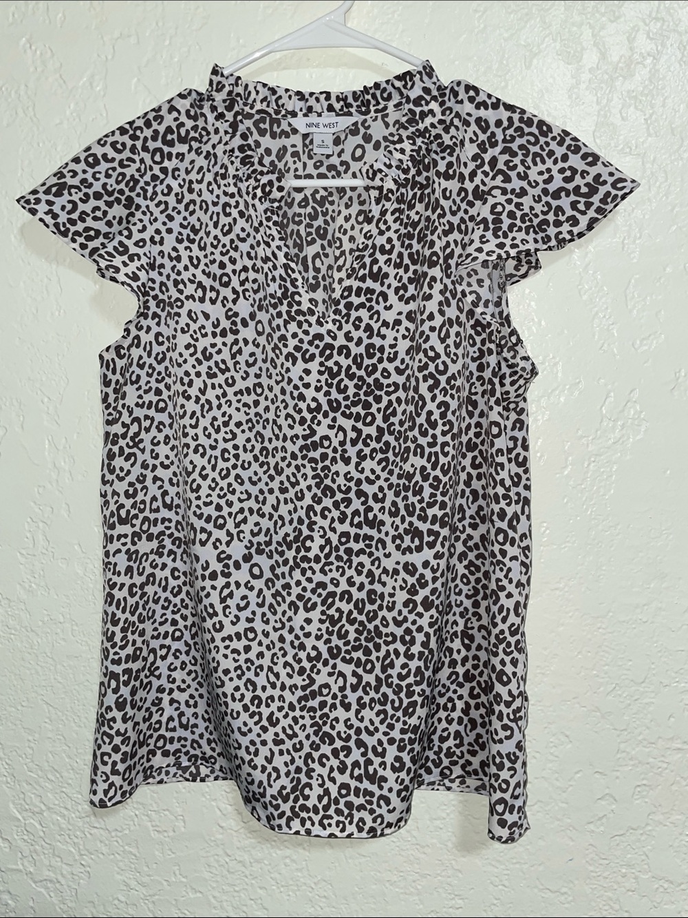 Nine West Black and White Leopard Print Flutter Sleeve Top